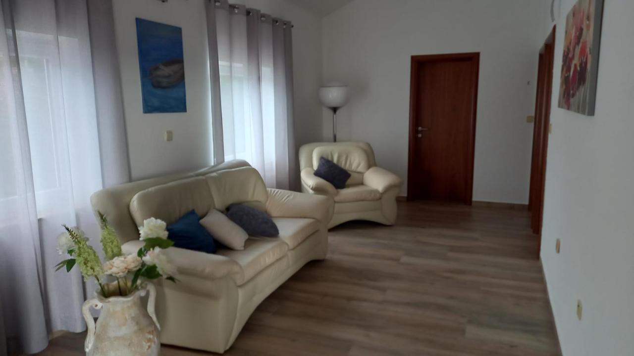 Guest House Garfild 2 Novi Vinodolski Dış mekan fotoğraf