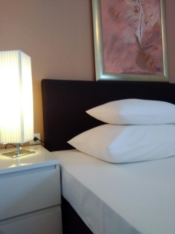 Guest House Garfild 2 Novi Vinodolski Dış mekan fotoğraf